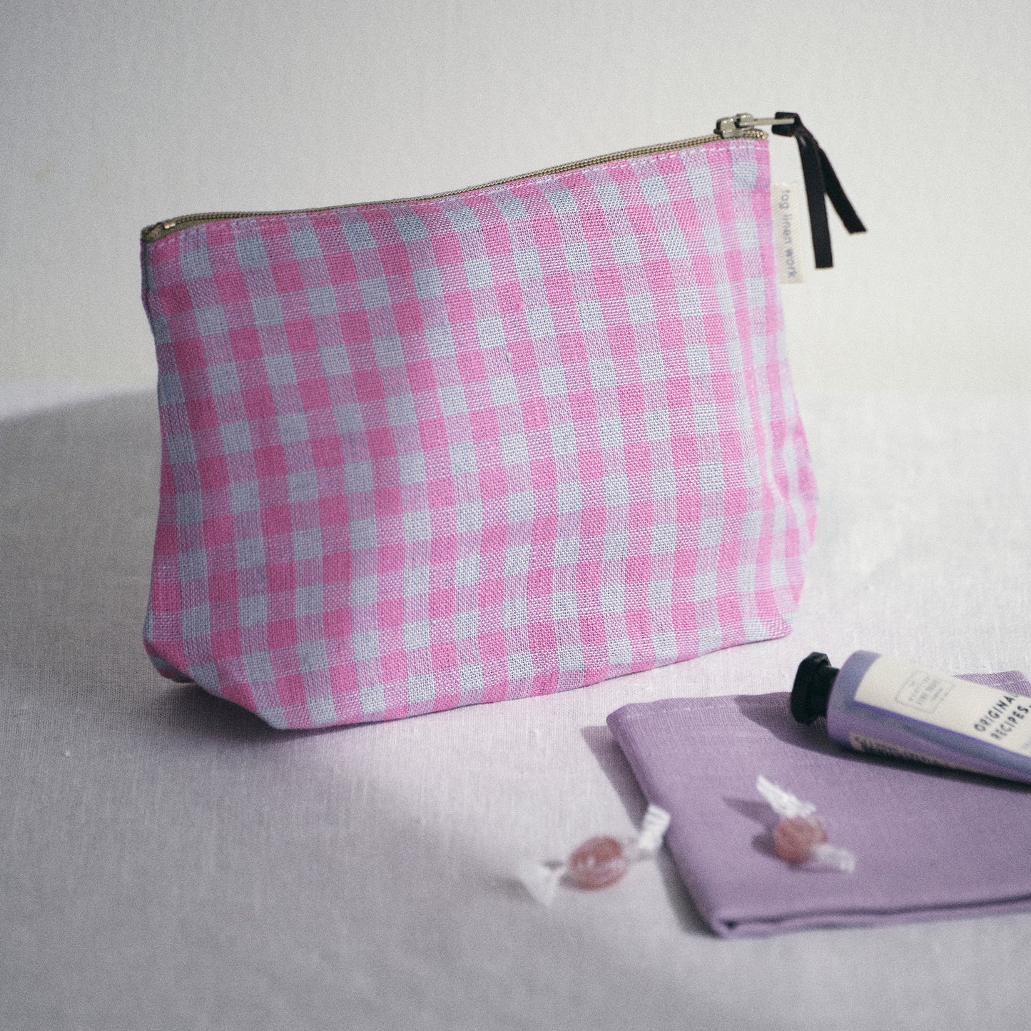 LINEN ZIP POUCH | GINGHAM | TWO COLORS