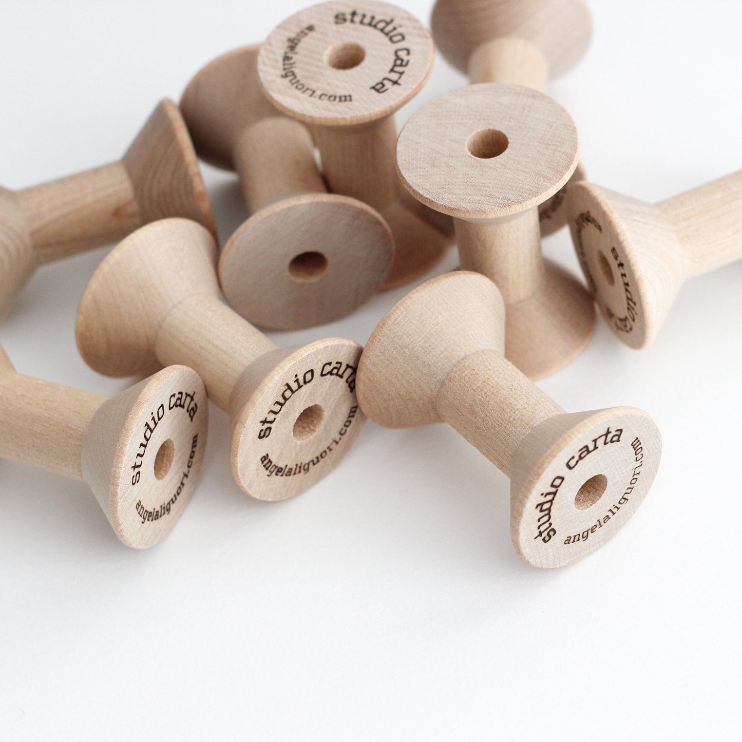 STUDIO CARTA | SINGLE WOOD SPOOL